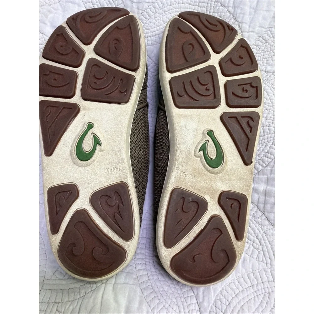 Mens OluKai Nohea Mesh Shoes Size 10.5 Khaki Slip On Casual Comfort Lightweight